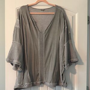 POL Waffle-Trim V-Neck Tunic Top - Gray